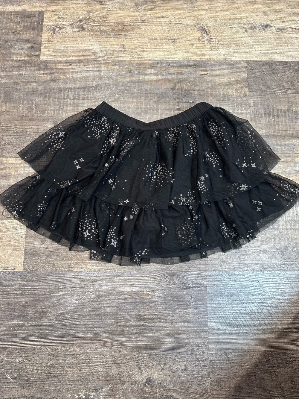 Abercrombie Kids Black sparkle tiered ruffle skort Size 9-10